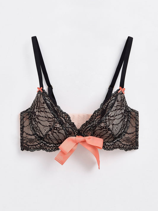 conte-sutien-cu-decolteu-adanc-deschis-taboo-tb5105-1-0