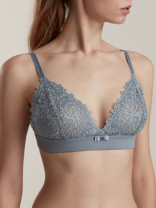conte-miracle-tb7138-sutien-cu-cupe-triunghiulare-fara-rame-1-0