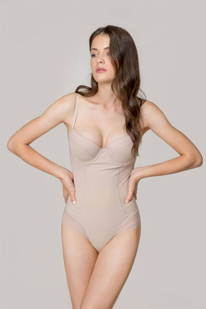 gisela-1-0349-body-2-0
